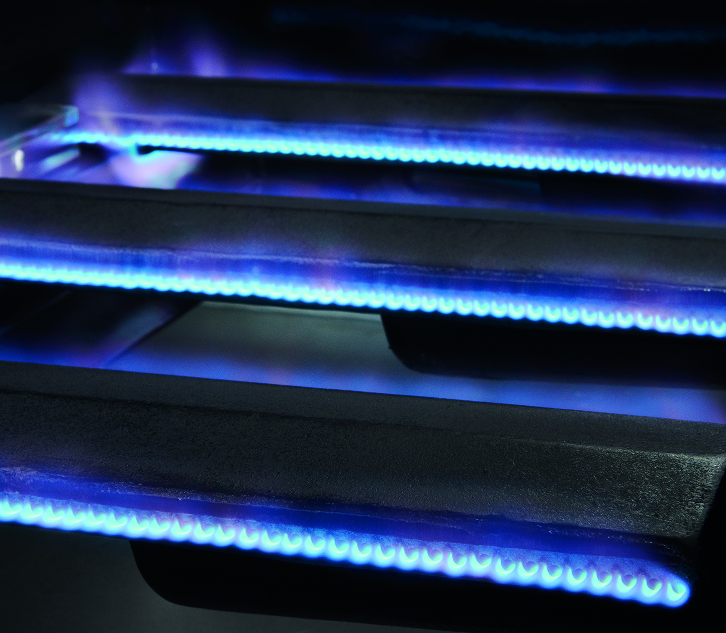1200S Series - 4 Burner BBQ & Side Burner Trolley - Image 5