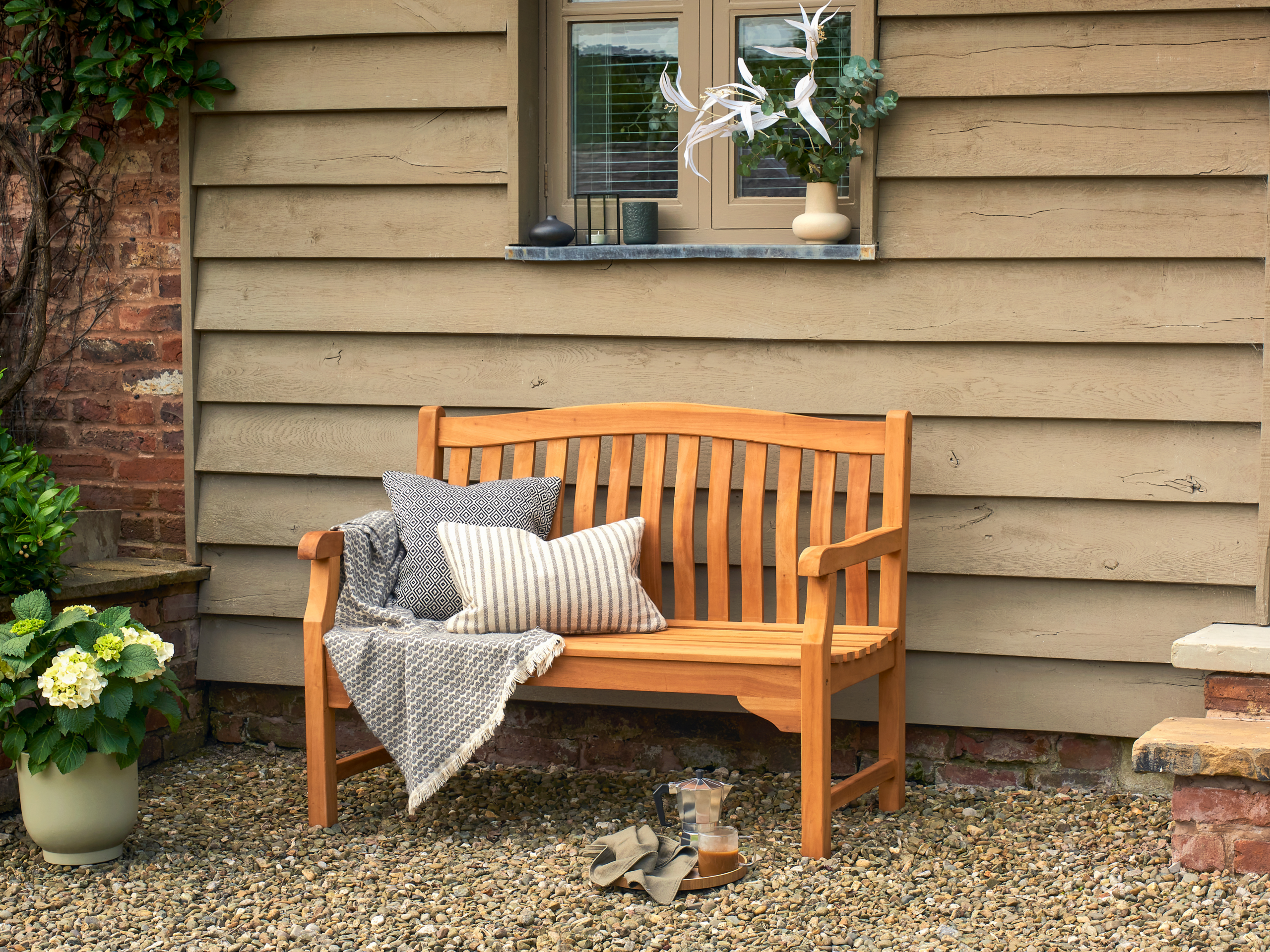 Kingsbury 120 Bench