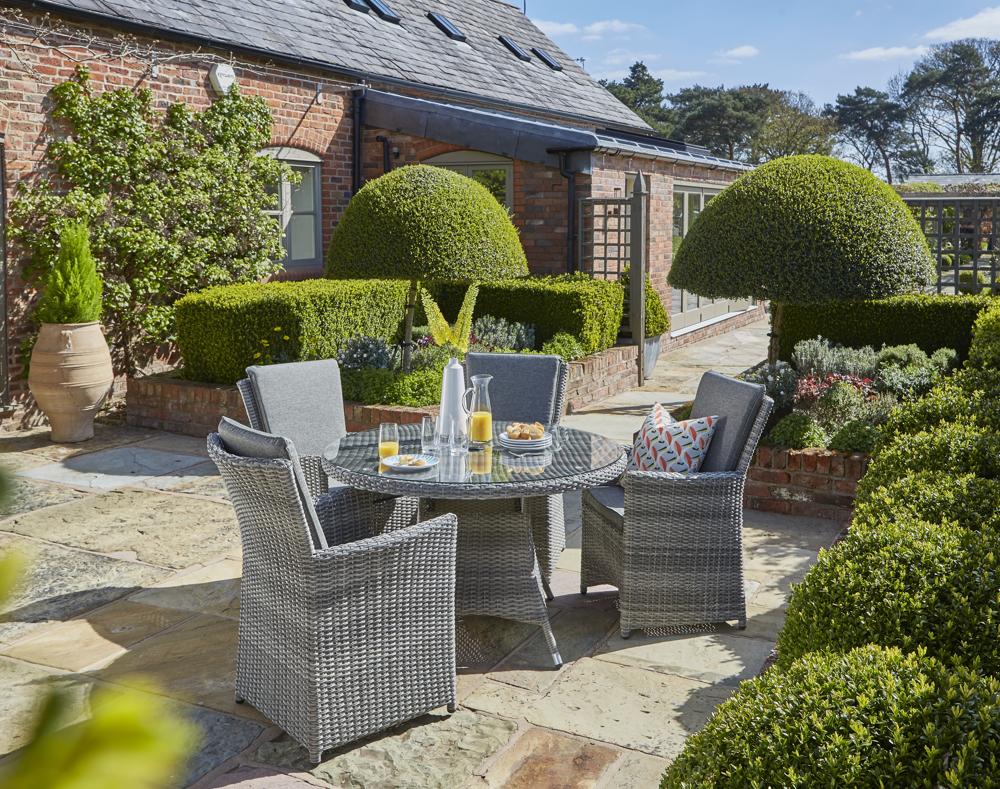 Burnham XL Four Seat Set